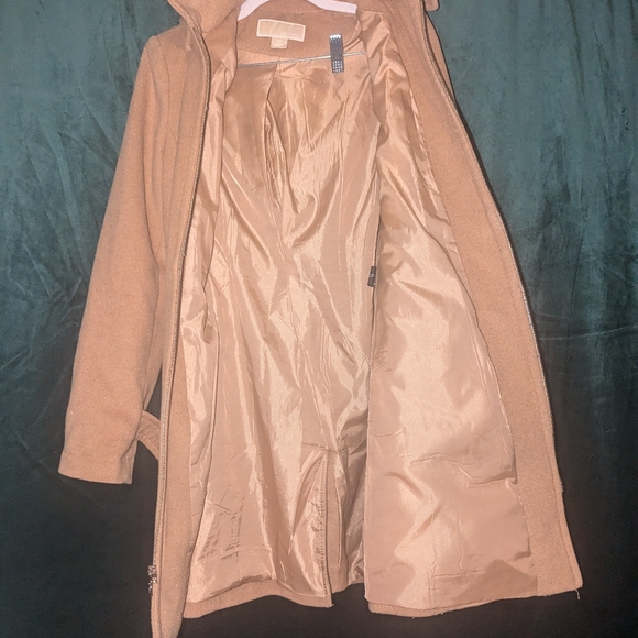 Micheal Kors Wool Blend Coat - Picture 6 of 9